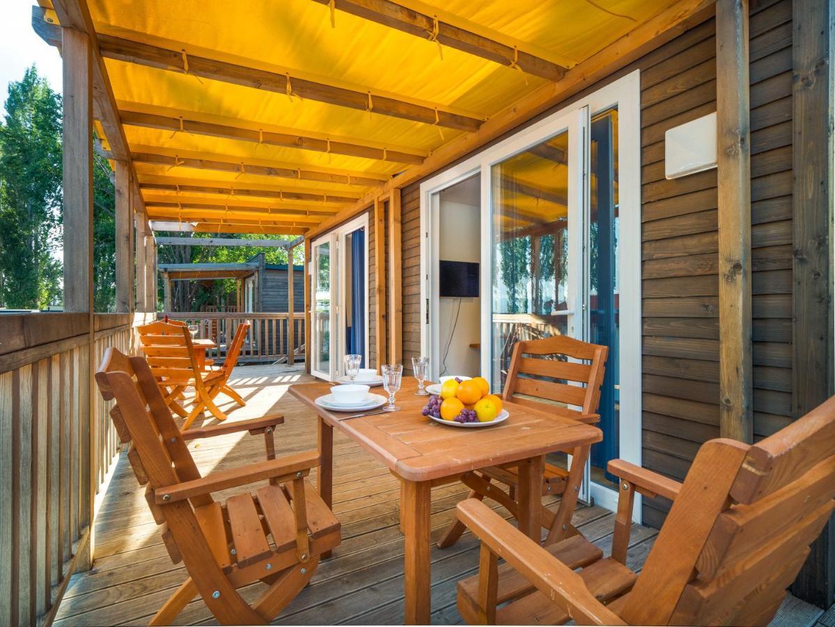 Mediteran Travel Mobile Homes Miran Pirovac Extérieur photo